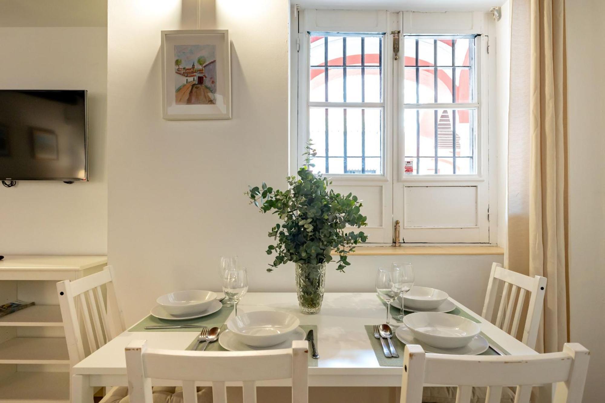 Charming 2 Bedroom Apartment At Plaza El Salvador By Ocityzen Sevilla Kültér fotó